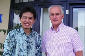 Fahmi Amhar, Geomatics Research Division, Bakosurtanal and William Cartwright, President of the ICA